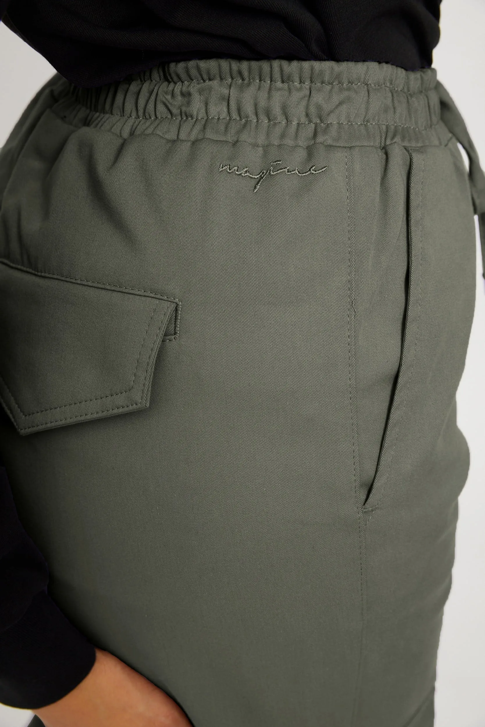 Coria Cargo Pants