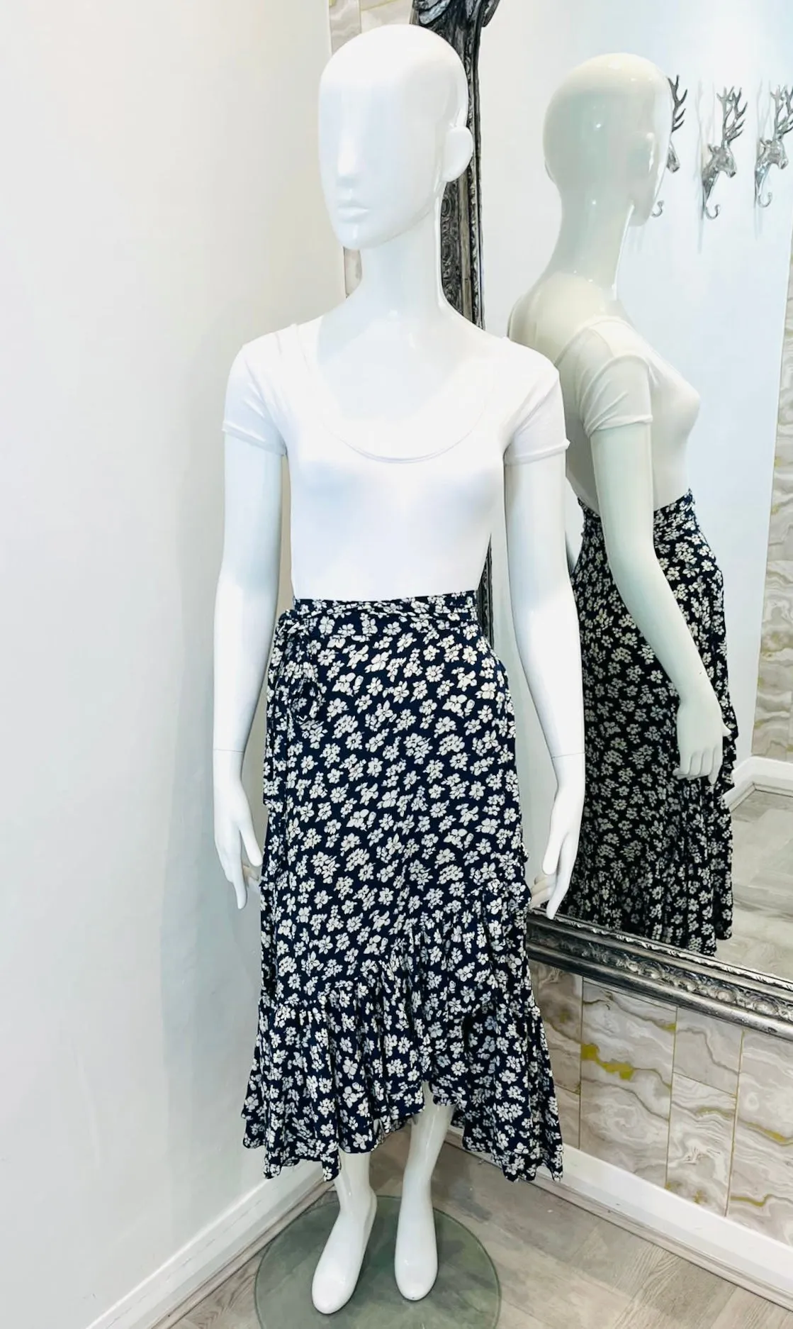 Polo Ralph Lauren Floral Wrap Skirt. Size 4US