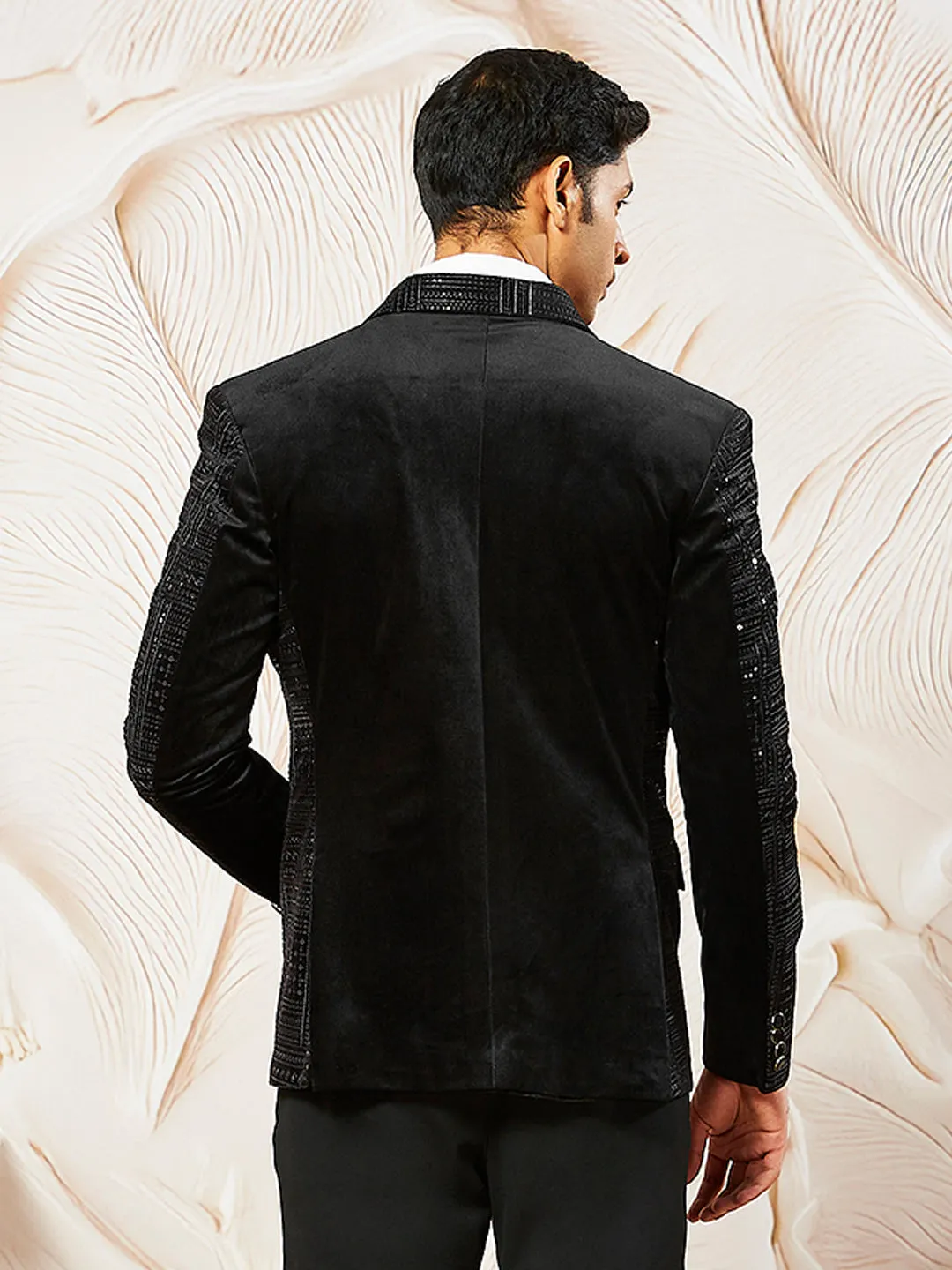 VASTRAMAY Men's Black Velvet Blazer